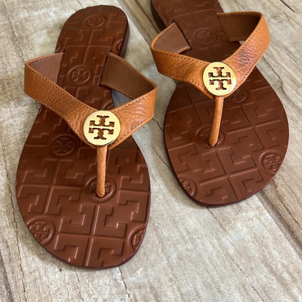 Tori Burch Thora Sandal - Picture 2 of 5